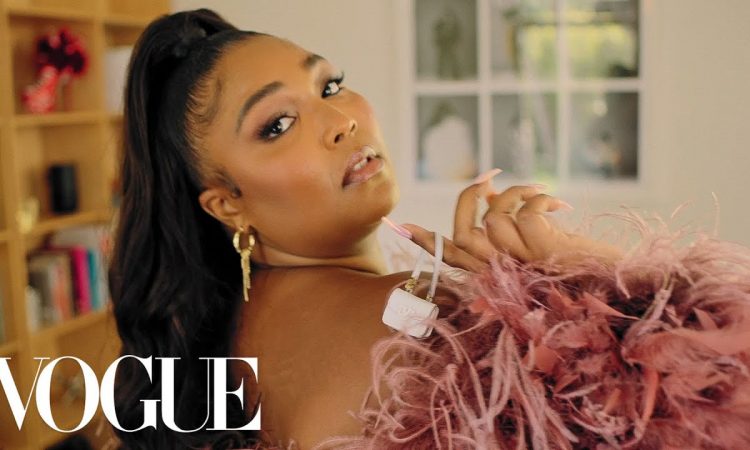 73 Questions With Lizzo | Vogue
